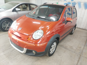 宝骏 乐驰 2012款 改款 1.2L 手动运动版活力型