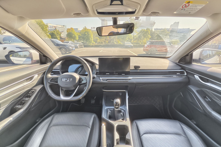 吉利汽车 帝豪 2022款 第4代 1.5L 手动豪华型中控内饰7003