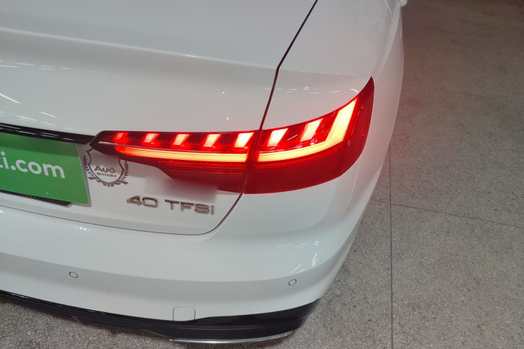 奥迪A4L 2022款 40 TFSI 豪华动感型车身外观6006