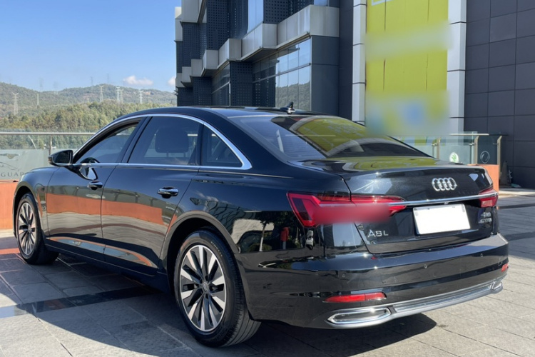 奥迪A6L 2020款 45 TFSI 臻选致雅型车身外观6006