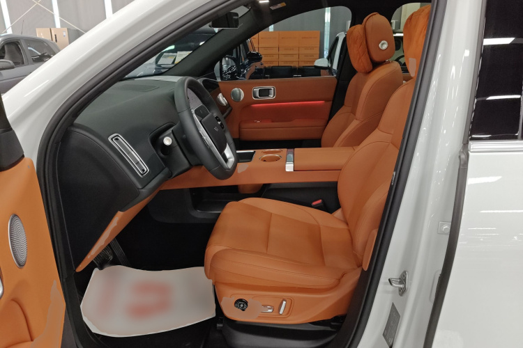理想汽车 理想L6 2025款 Pro 智能焕新版中控内饰19