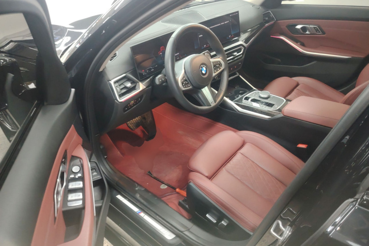 宝马3系 2023款 325Li M运动套装中控内饰20