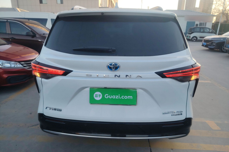 丰田 赛那SIENNA 2021款 2.5L混动 至尊版车身外观6