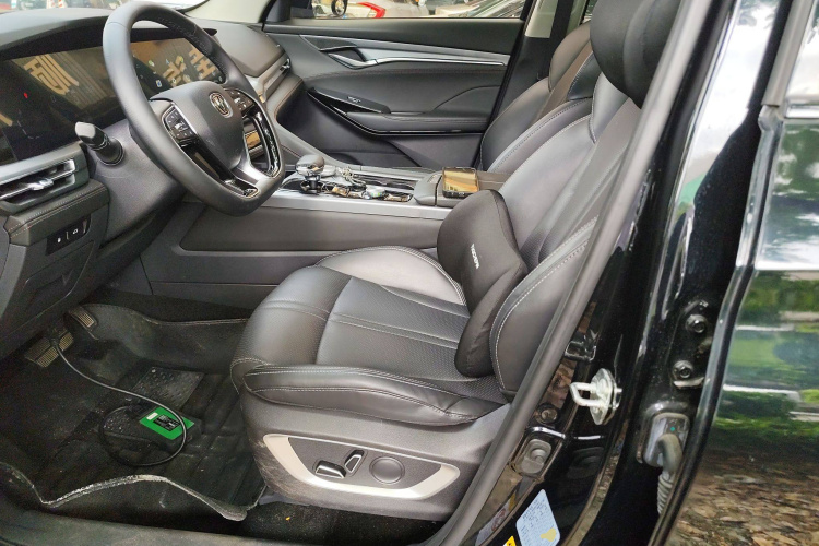 长安CS75 PLUS 2022款 1.5T 自动尊贵型中控内饰19