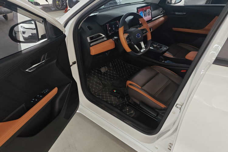 比亚迪e2 2020款 升级版 高续航版 豪华型中控内饰20