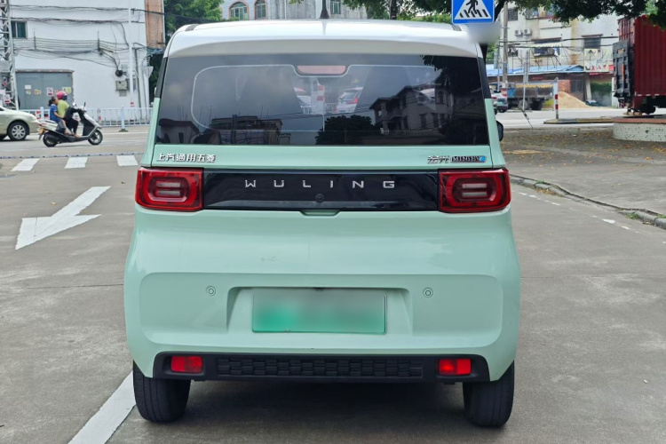 五菱汽车 宏光MINIEV 2021款 马卡龙臻享款 磷酸铁锂车身外观6004