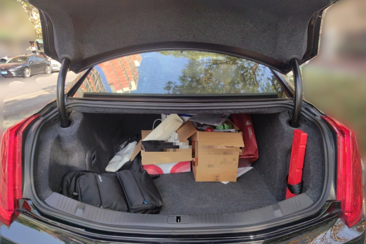 凯迪拉克XTS 2016款 28T 技术型中控内饰23