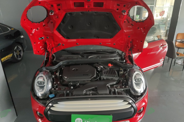 MINI 2020款 1.5T ONE PLUS机舱底盘24