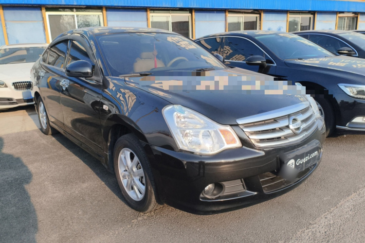 日产 轩逸 2018款 经典 1.6XE 手动舒适版车身外观3