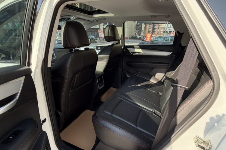 SWM斯威汽车 SWM斯威G01 2019款 1.5T 自动优UP 国VI中控内饰7001