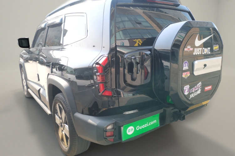 深蓝汽车 深蓝G318 2024款 四驱空悬版车身外观5