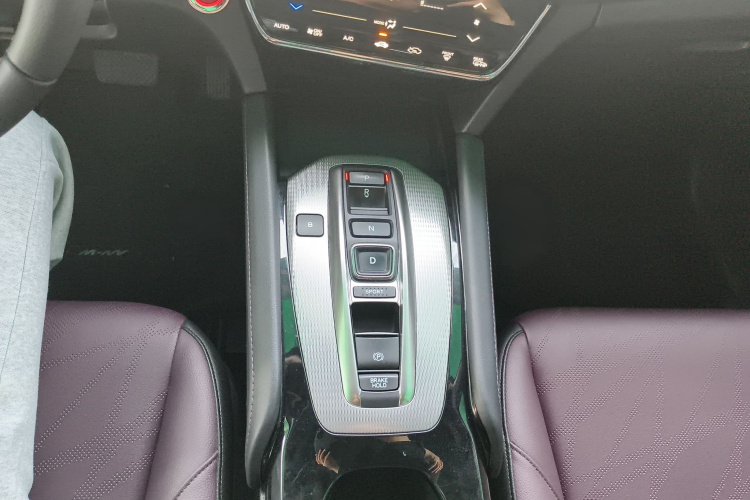 思铭 东风本田M-NV 2021款 尚逸版局部细节18