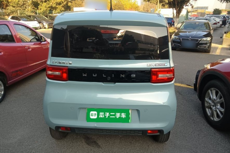 五菱汽车 宏光MINIEV 2020款 自在款 磷酸铁锂车身外观6004