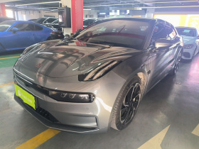 极氪001 2022款 超长续航双电机 ME版