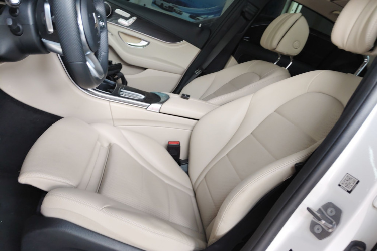 奔驰C级 2020款 C 260 L 运动版中控内饰19