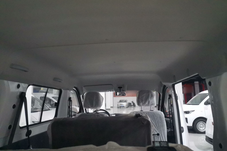 五菱汽车 五菱扬光 2025款 400km 客车版舒适型局部细节22