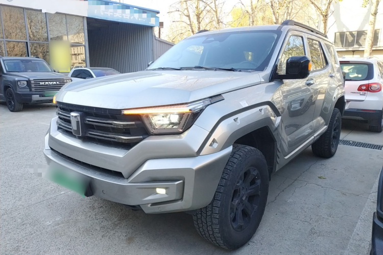 坦克400新能源 2024款 Hi4-T 越野版车身外观1