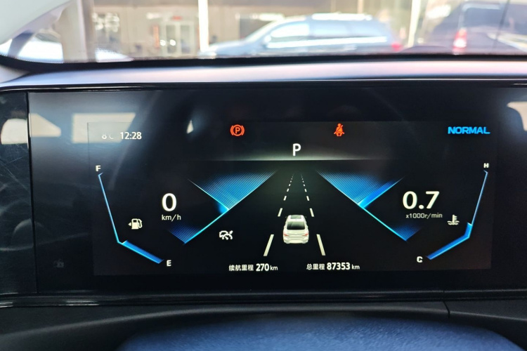 长安 逸动 2021款 PLUS 蓝鲸NE 1.4T GDI DCT旗舰型局部细节14