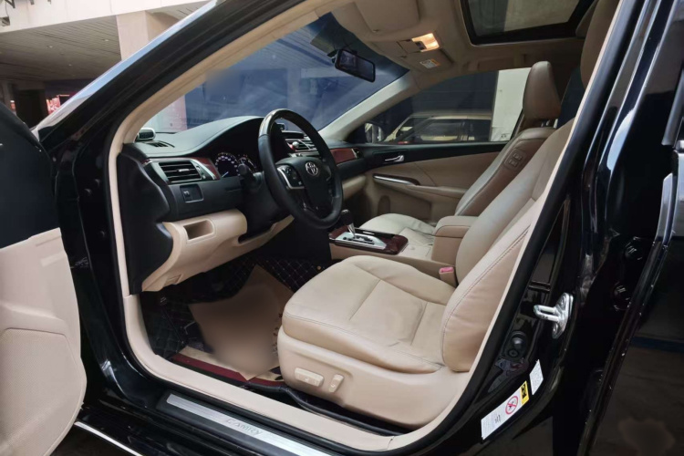 丰田 凯美瑞 2013款 2.5G 舒适版局部细节19