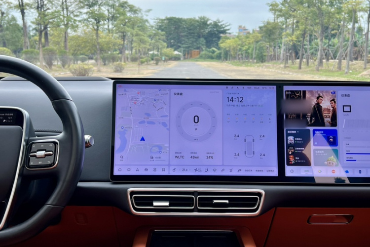 理想汽车 理想L6 2024款 Pro中控内饰7014