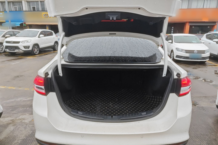 福特 蒙迪欧 2017款 EcoBoost 200 时尚型局部细节23