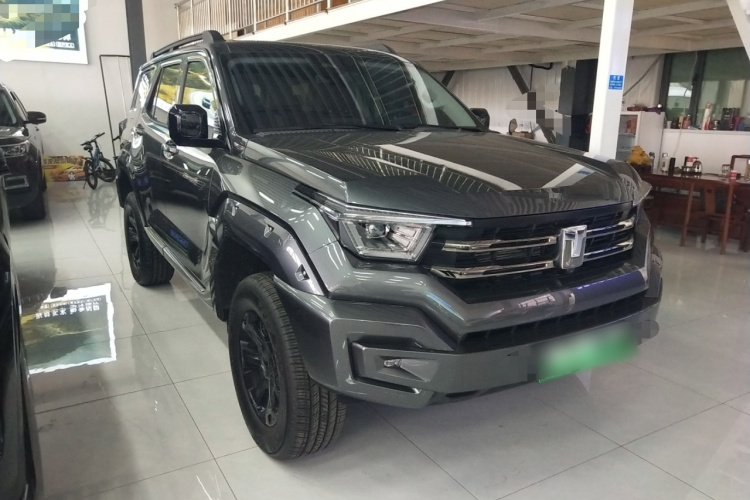 坦克400新能源 2024款 Hi4-T 越野版车身外观3