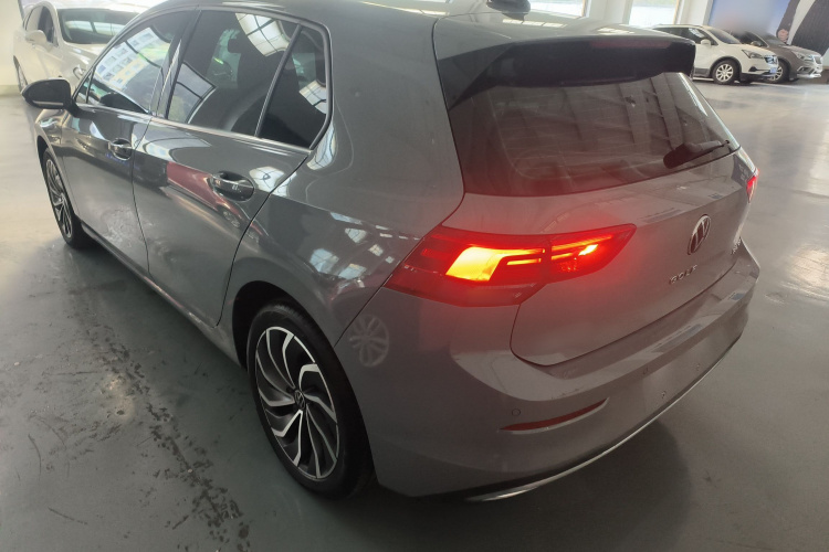 大众 高尔夫 2023款 改款 280TSI DSG Pro车身外观4