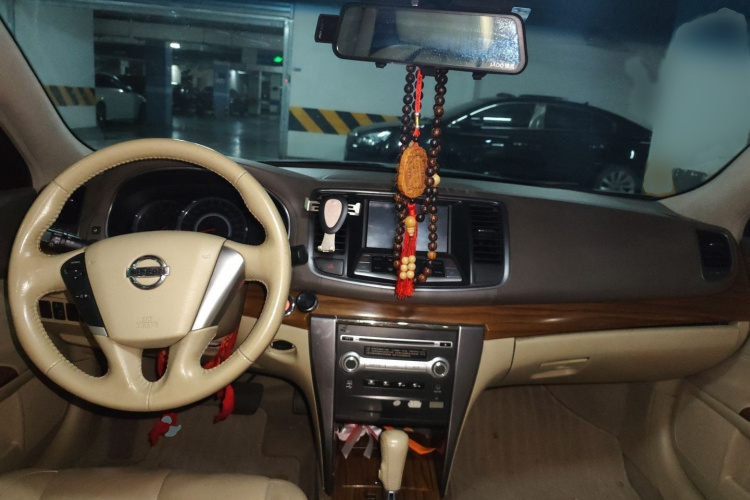 日产 天籁 2012款 2.0L XL智享版中控内饰7002