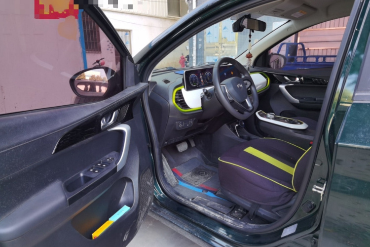 长安欧尚 奔奔E-Star 2021款 国民版 心怡版 （快充版）三元锂中控内饰7003