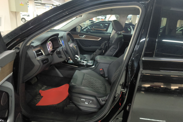 红旗HS7 2019款 3.0T 自动四驱旗悦版中控内饰19