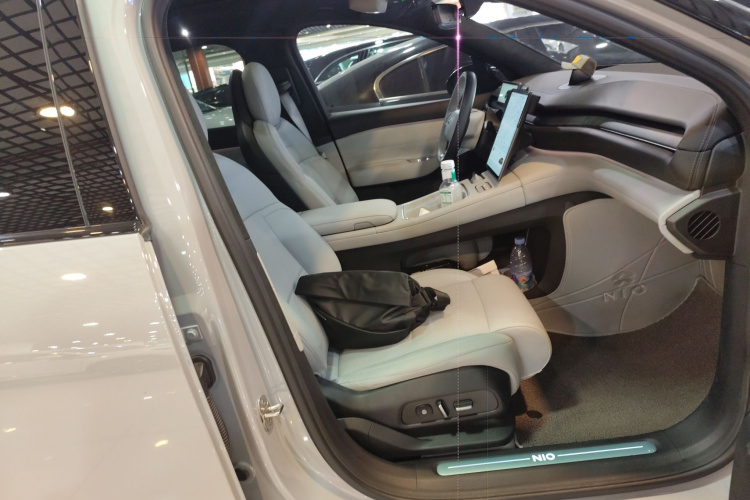 蔚来ES6 2023款 75kWh局部细节41