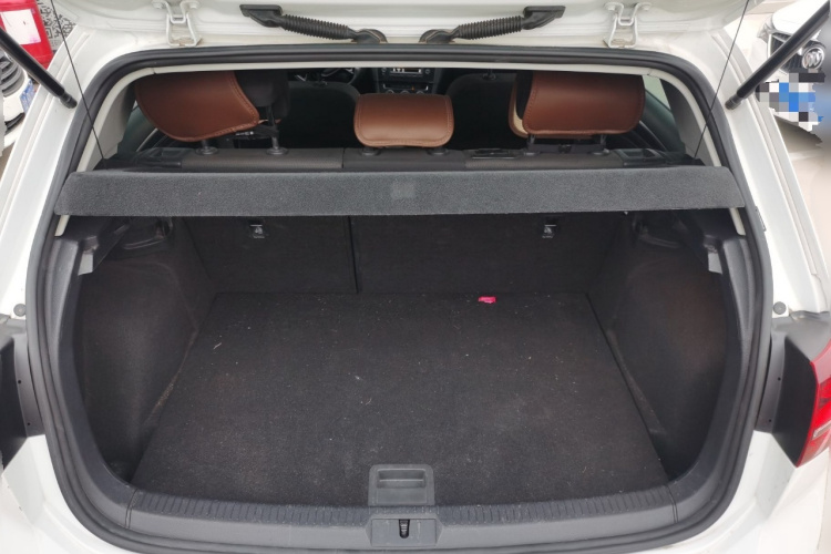 大众 高尔夫 2017款 1.6L 自动舒适百万辆纪念版中控内饰23