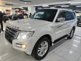 三菱 帕杰罗（平行进口） 