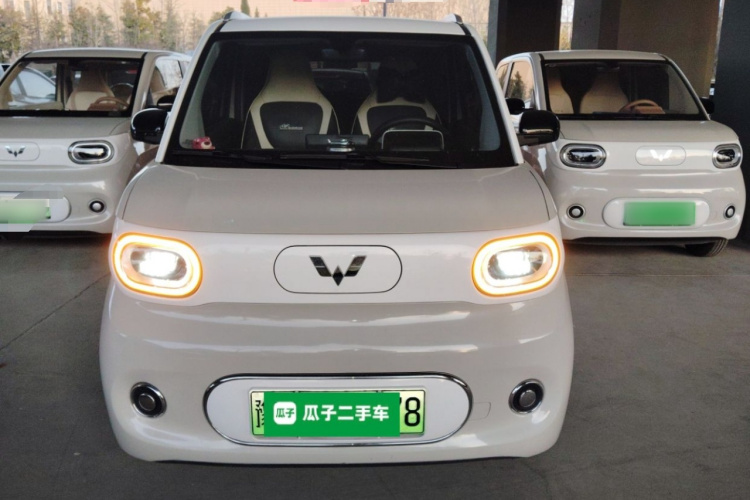 五菱汽车 宏光MINIEV 2024款 第三代 215km 进阶版车身外观2