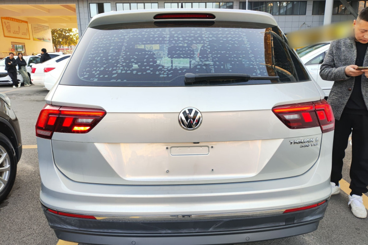 大众 途观L 2018款 330TSI 自动两驱豪华版车身外观6004