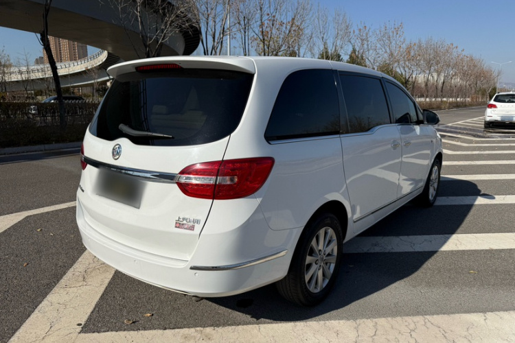 别克GL8 2018款 28T 豪华型 国VI车身外观6006