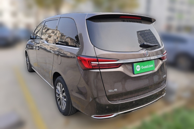 别克GL8 2023款 改款 陆上公务舱 豪华型车身外观6003
