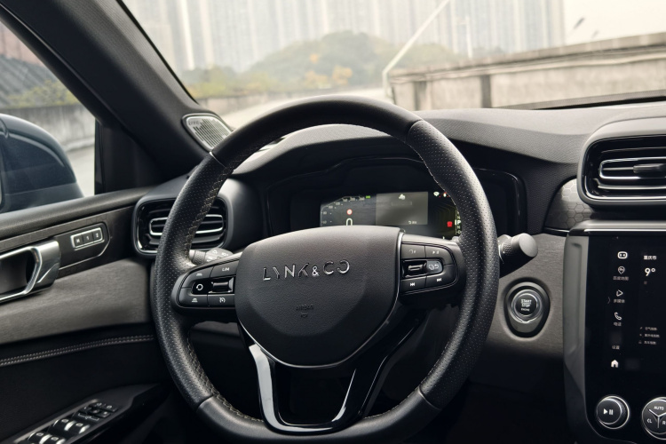 领克03 2021款 2.0TD 自动劲 冠军版局部细节13