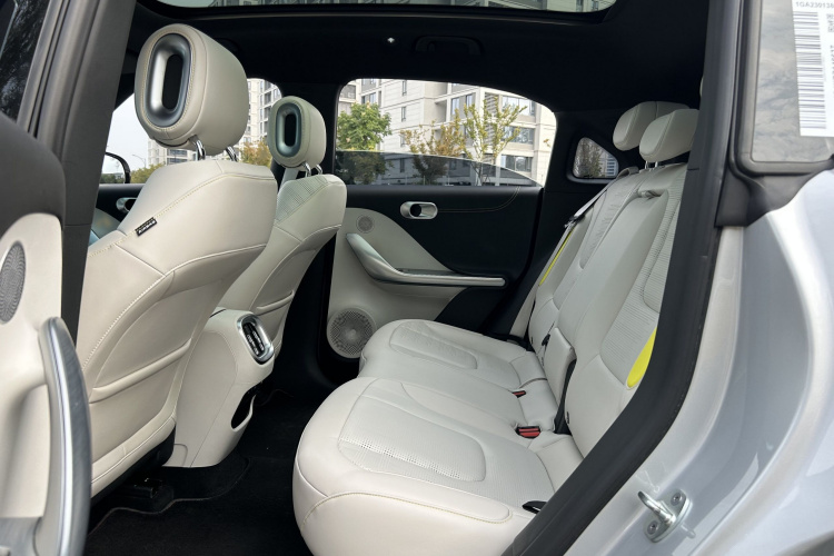 smart精灵#1 2023款 Pro版中控内饰7001