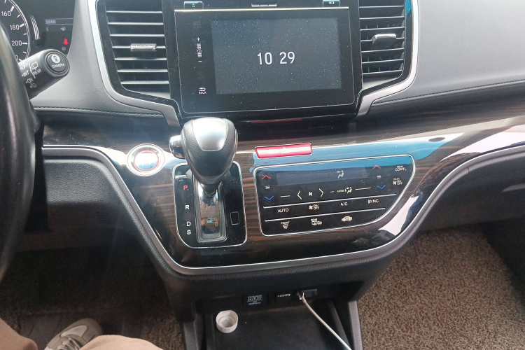 本田 奥德赛 2018款 2.4L 至尊版局部细节16