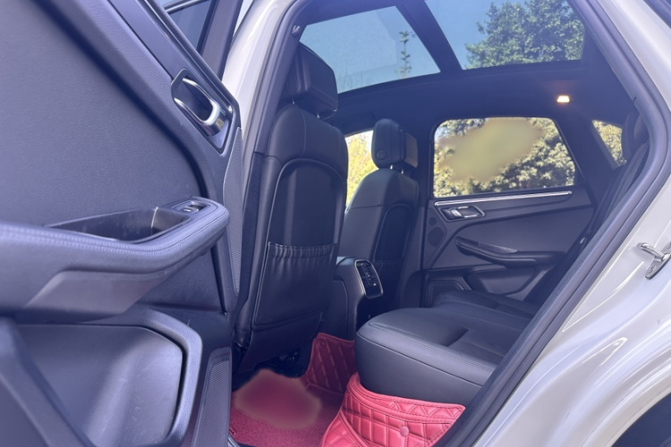 保时捷 2021款 Macan 2.0T中控内饰7006