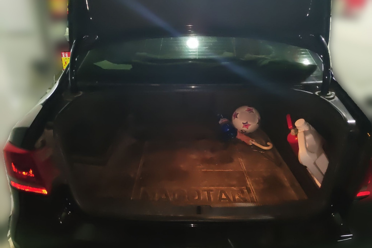 大众 迈腾 2013款 1.8TSI 领先型局部细节23