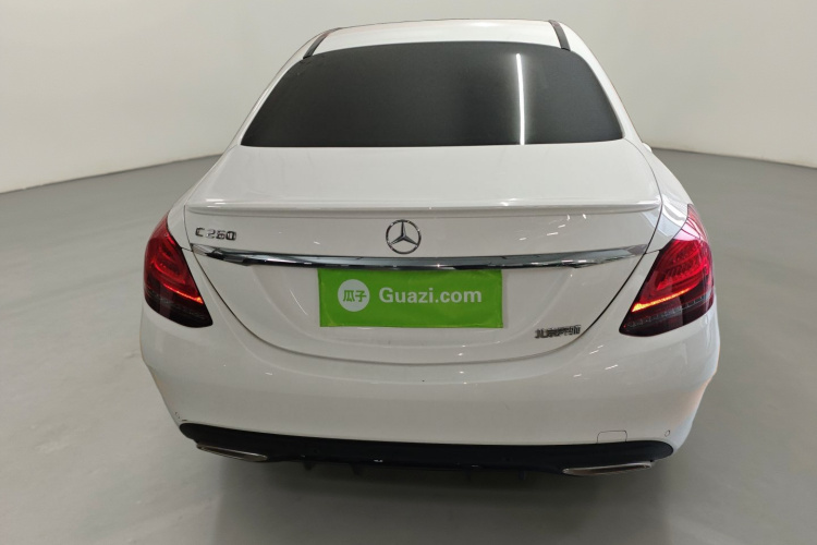 奔驰C级 2021款 C 260 星耀臻藏版车身外观6