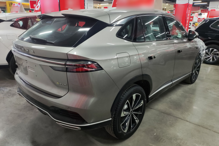 荣威RX5新能源 2023款 eRX5 超混优越版车身外观6004