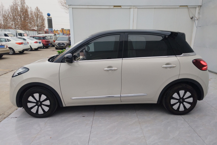 五菱汽车 五菱缤果 2023款 203km 舒享款车身外观4