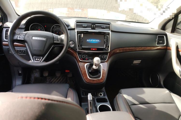哈弗H6 2015款 改款 运动版 1.5T 手动两驱精英型中控内饰12
