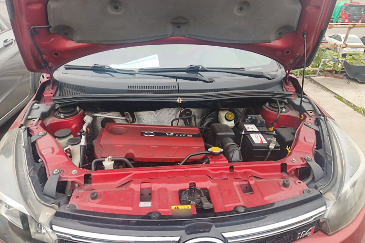 长城M4 2014款 1.5L 手动舒适型机舱底盘24