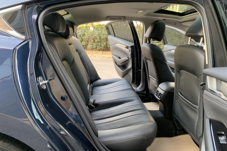 马自达 阿特兹 2020款 2.0L 蓝天豪华版中控内饰7006