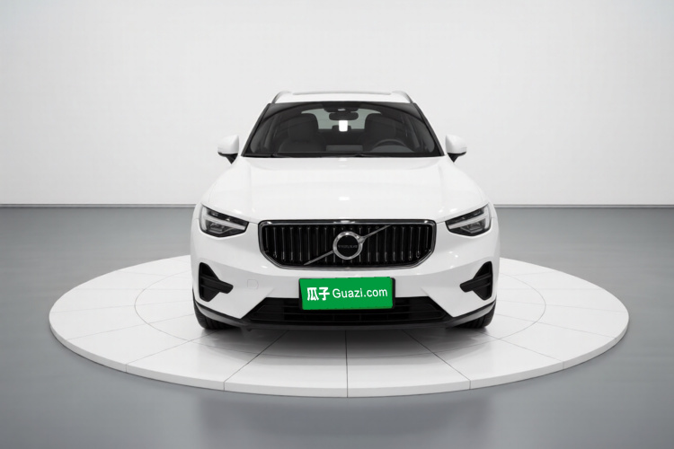 沃尔沃XC40 2023款 B3 智远豪华版车身外观2