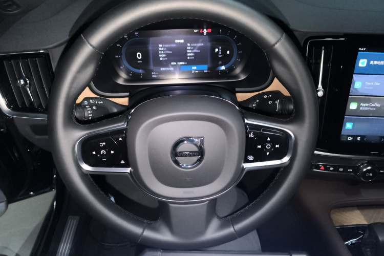 沃尔沃S90 2023款 B5 智逸豪华版中控内饰13